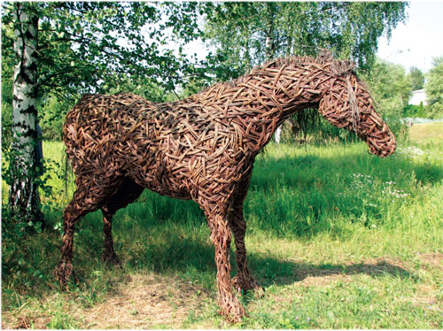 Деревянная лошадка качалка для детей
