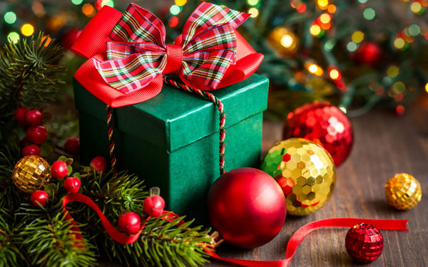merry_christmas_gift_box-2880x1800.jpg